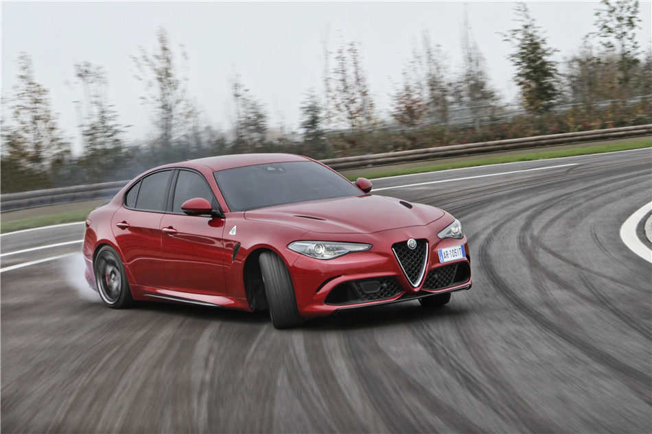 Alfa Romeo na podium w rankingu niezawodności